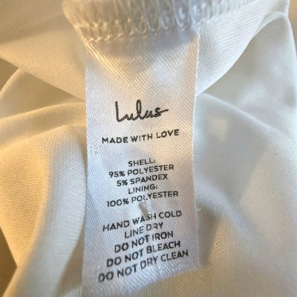 Lulus little white dress front belt - Picture 5 of 5